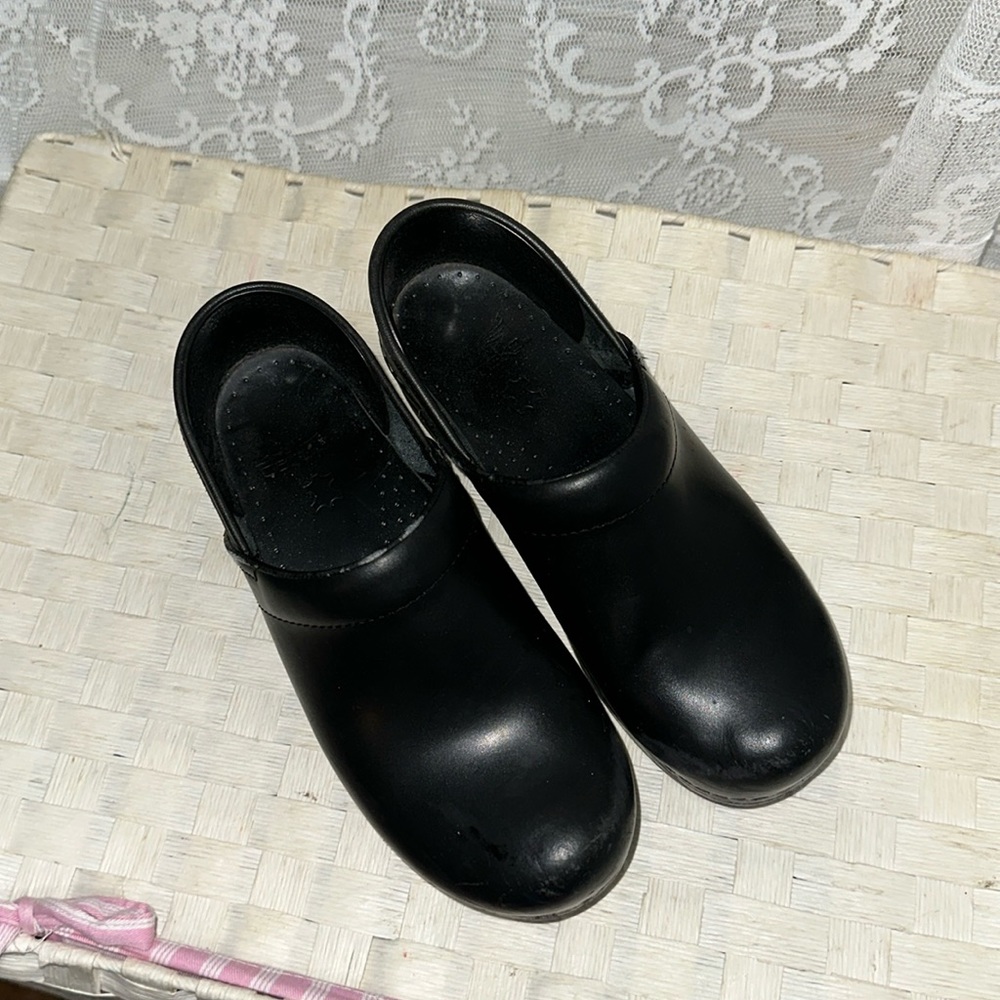 Dasko clogs